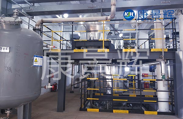 前幾效中產(chǎn)生的解構(gòu)，主要是混合無(wú)機(jī)鹽結(jié)垢，通常會(huì)采用酸性+中性清洗，對(duì)結(jié)垢進(jìn)行化學(xué)清洗。